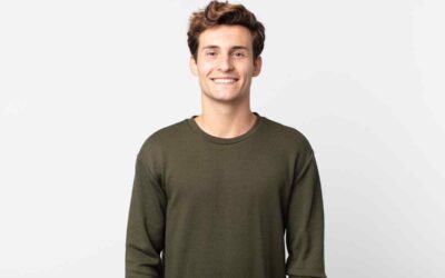 Do Porcelain Veneers Stain? Experience Smile Transformation