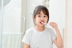 is fluoride good for teeth brush